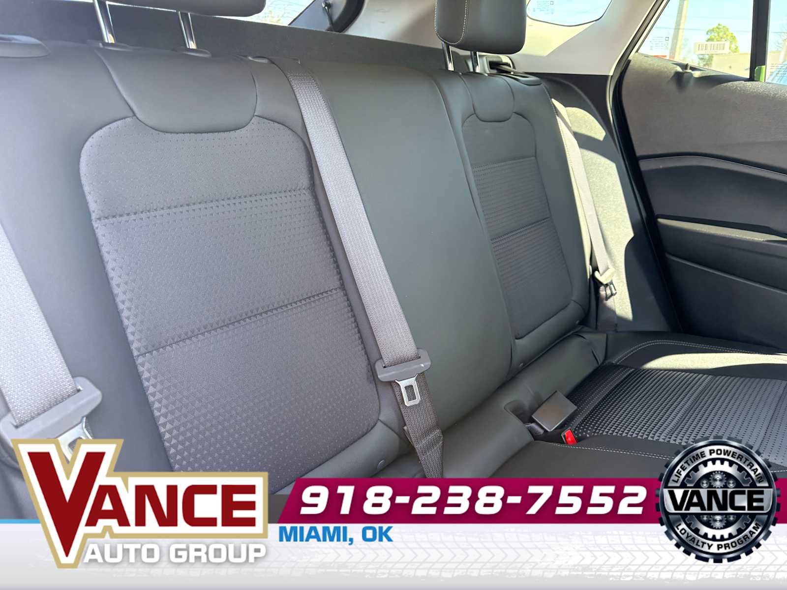 Used 2025 Chevrolet Trax LT w/ LT Convenience Package image 18