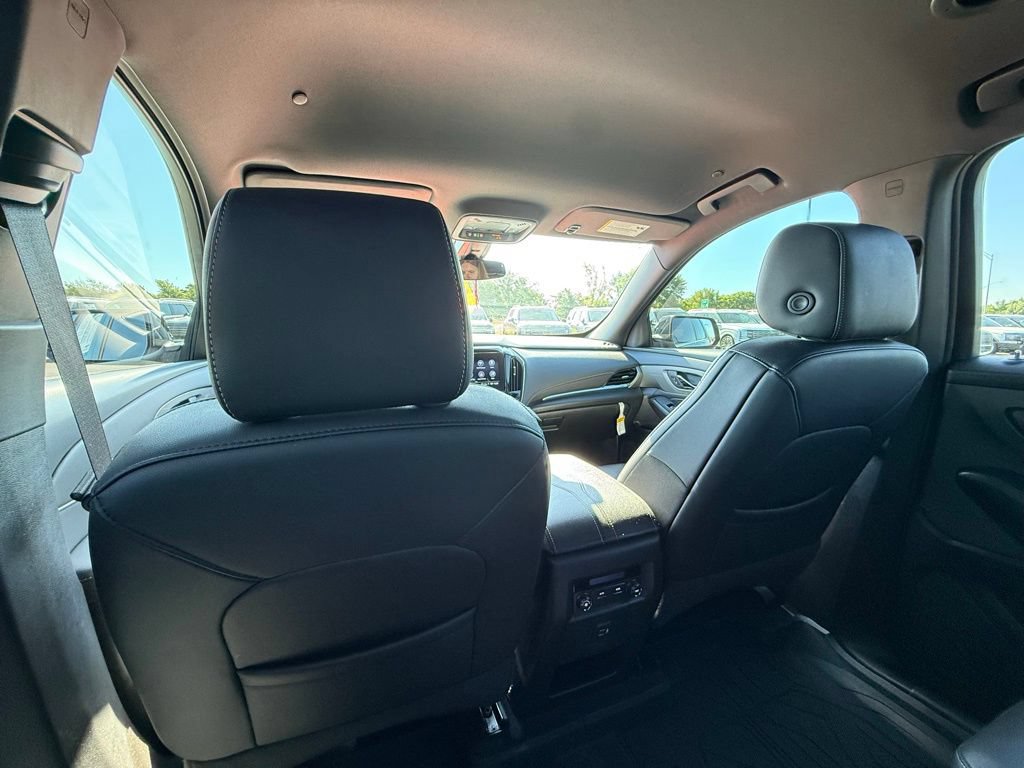 Used 2024 Chevrolet Traverse LT w/ LPO, Floor Liner Package FWD image 26