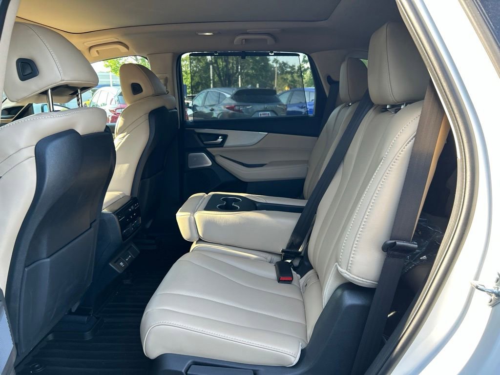 Certified 2026 Acura MDX FWD w/ Technology Package image 16