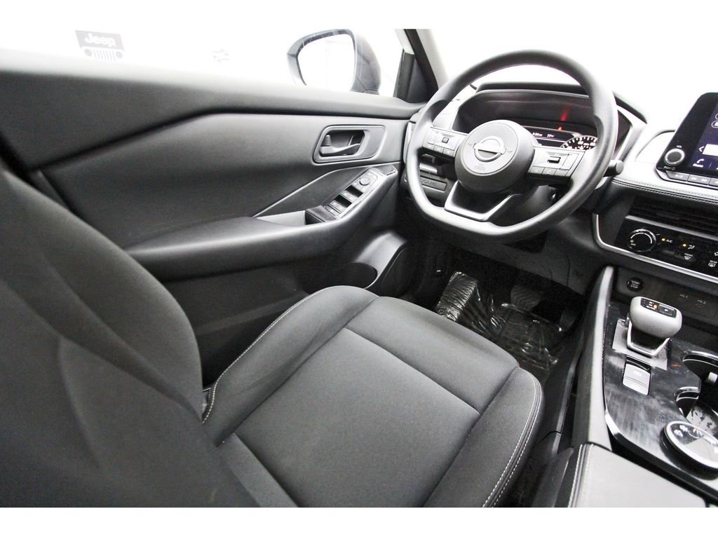 Certified 2024 Nissan Rogue S image 6