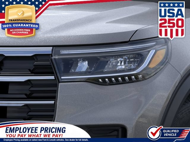 New 2026 Ford Explorer Active RWD image 18