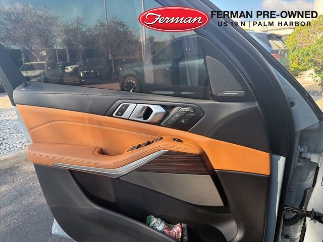 Used 2026 BMW X7 xDrive40i w/ M Sport Package image 8