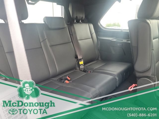Used 2024 Toyota Sequoia Platinum AWD/4WD image 36