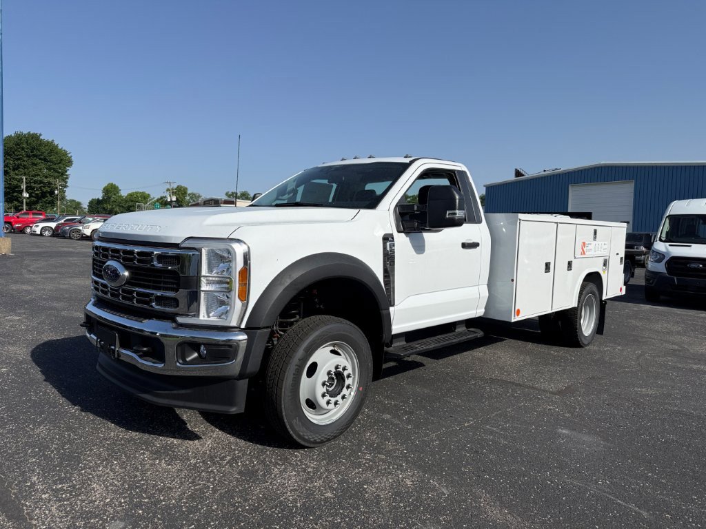 New 2026 Ford F550 4x4 Regular Cab Super Duty image 4