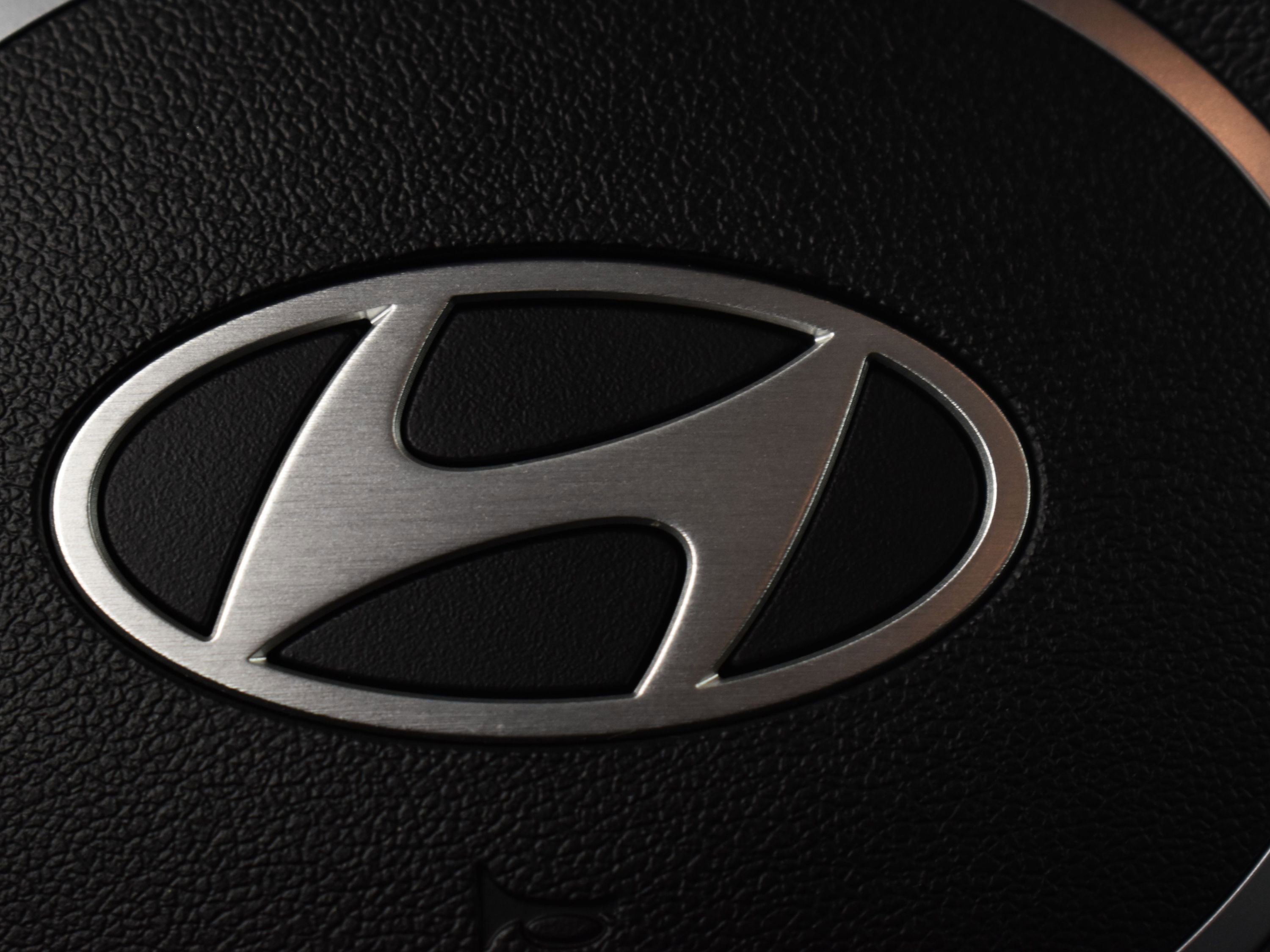 Used 2025 Hyundai Elantra SEL image 25