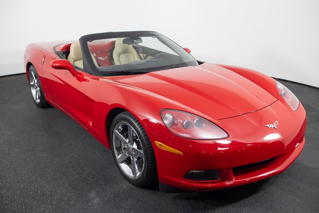 Used 2007 Chevrolet Corvette Convertible w/ Preferred Equipment Group RWD image 23
