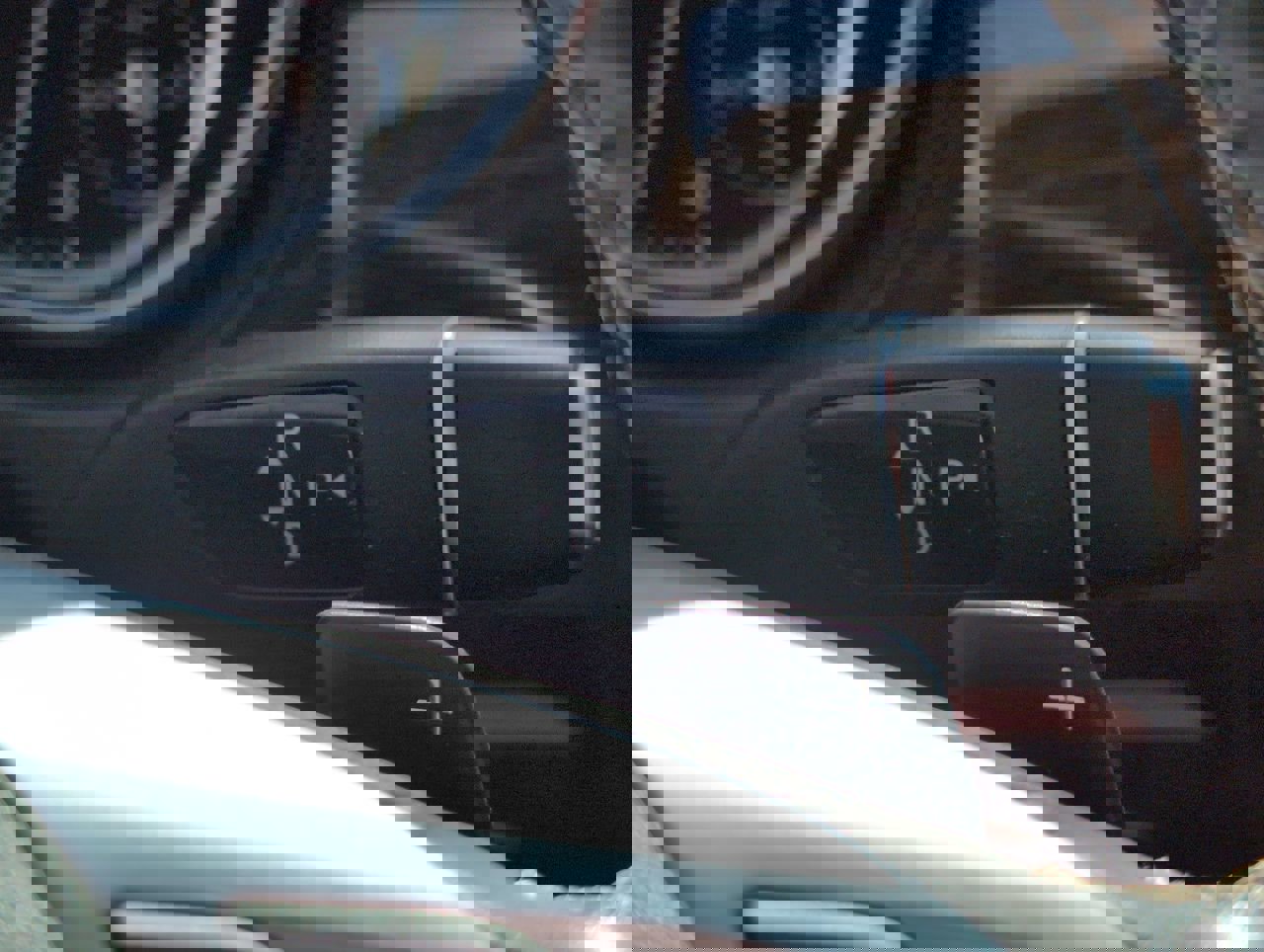 Used 2015 Mercedes-Benz ML 350 4MATIC image 24