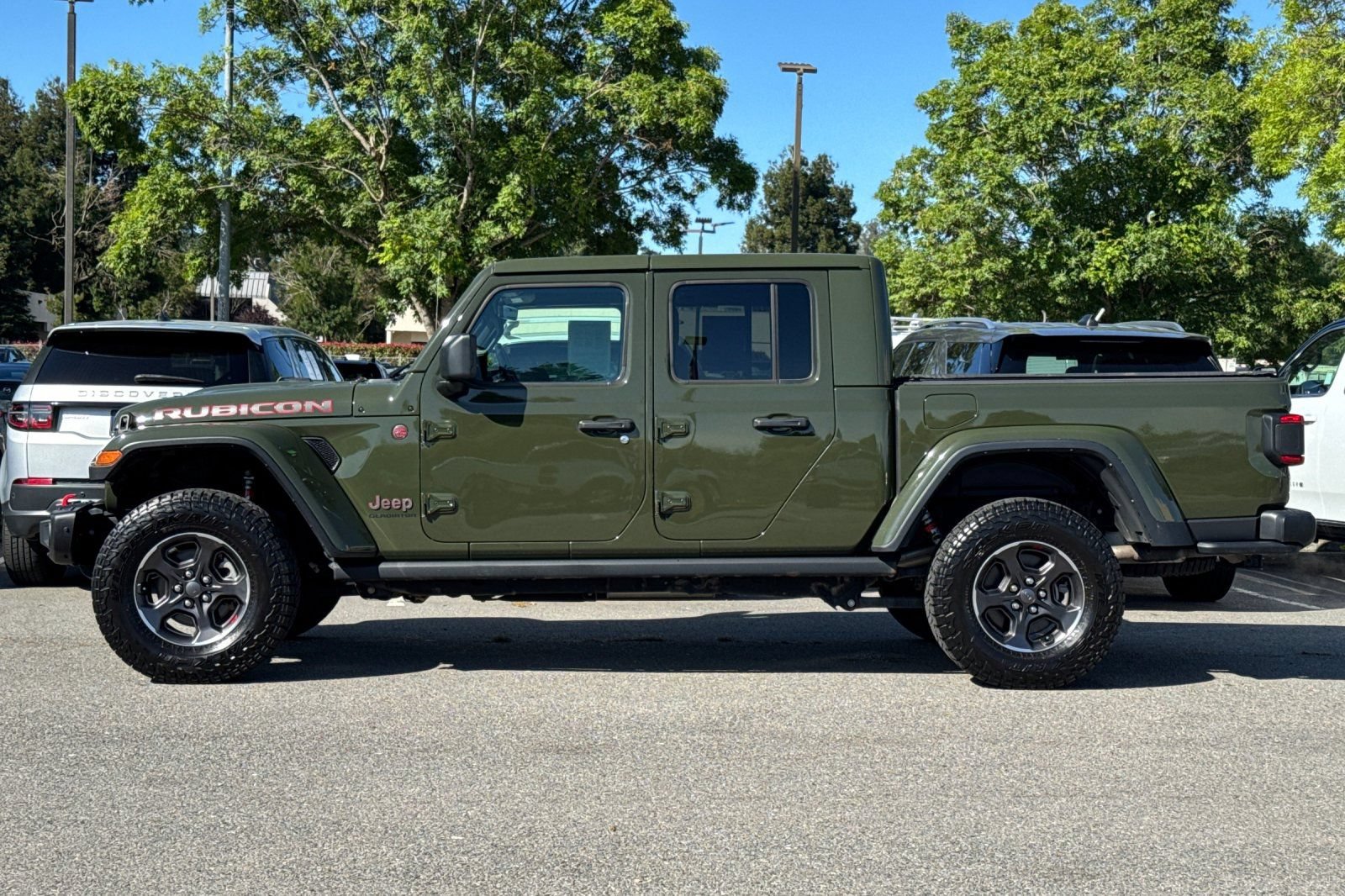 Used 2022 Jeep Gladiator Rubicon w/ LED Lighting Group AWD/4WD image 7
