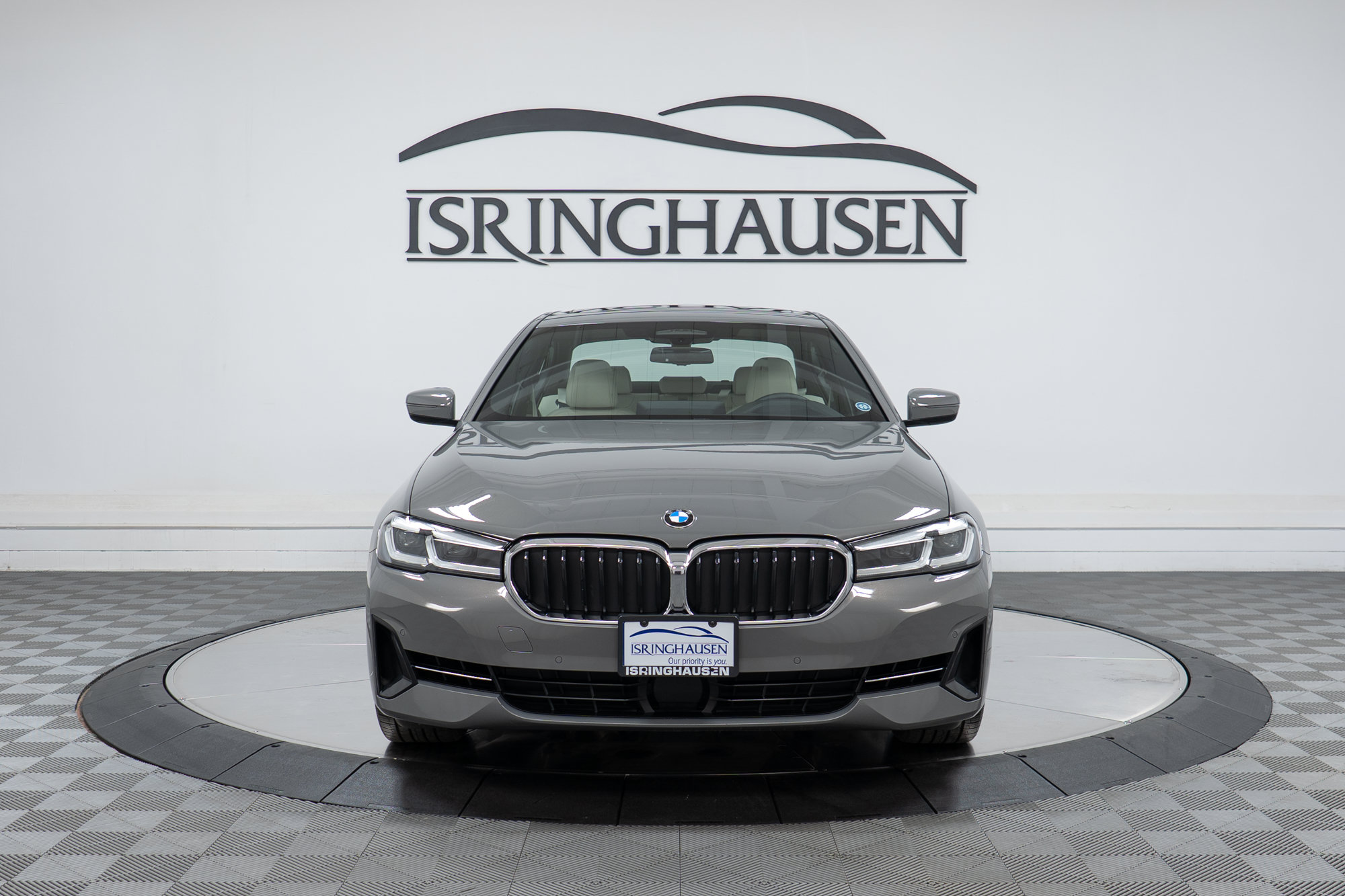 Used 2022 BMW 540i xDrive w/ Premium Package AWD/4WD image 2