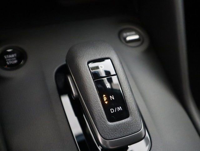 Used 2024 Nissan Z Performance w/ Floor Mat Package image 20