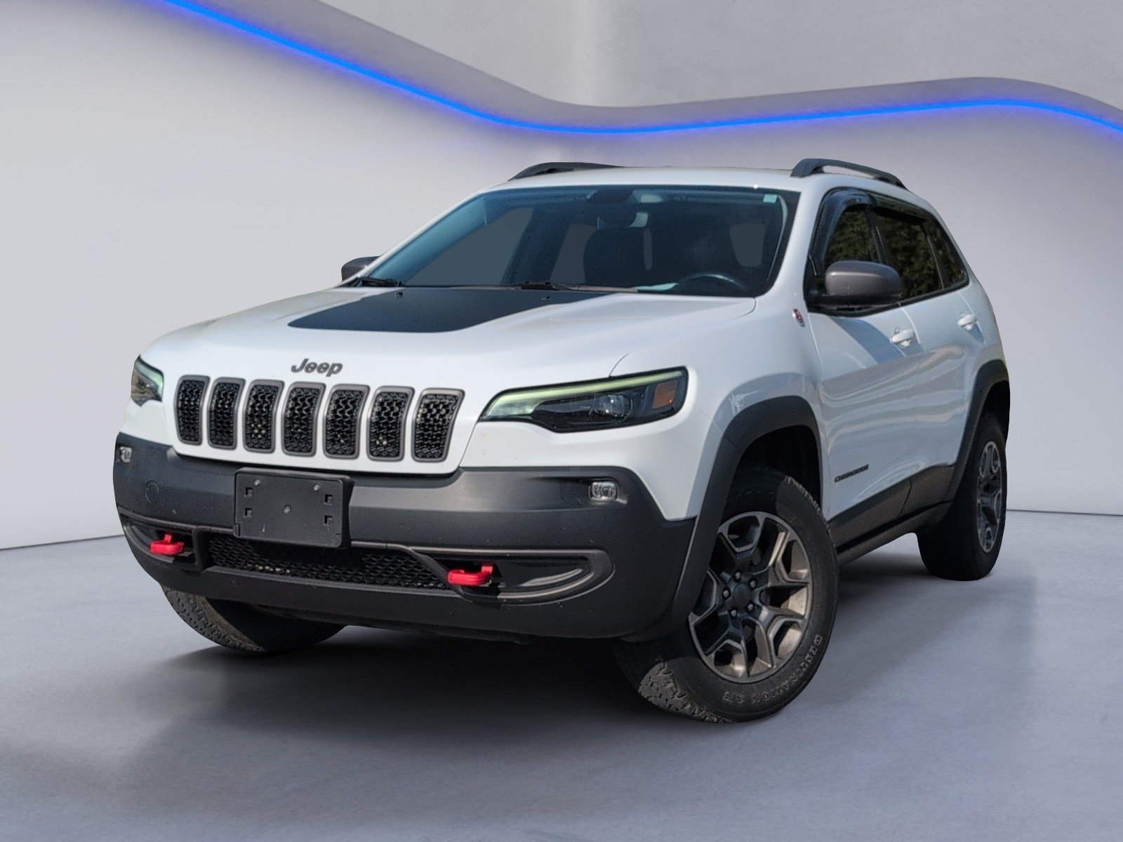 Used 2020 Jeep Cherokee Trailhawk w/ Cold Weather Group AWD/4WD image 2