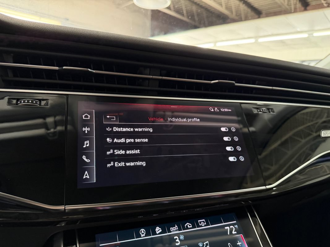Used 2020 Audi Q7 3.0T Premium Plus w/ Premium Plus Package AWD/4WD image 28