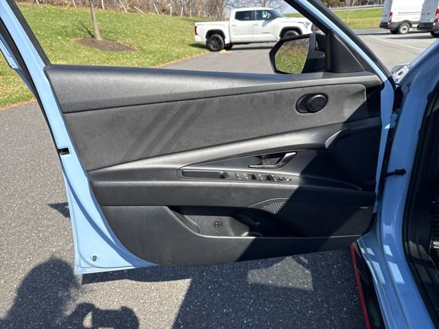 Used 2022 Hyundai Elantra N image 23