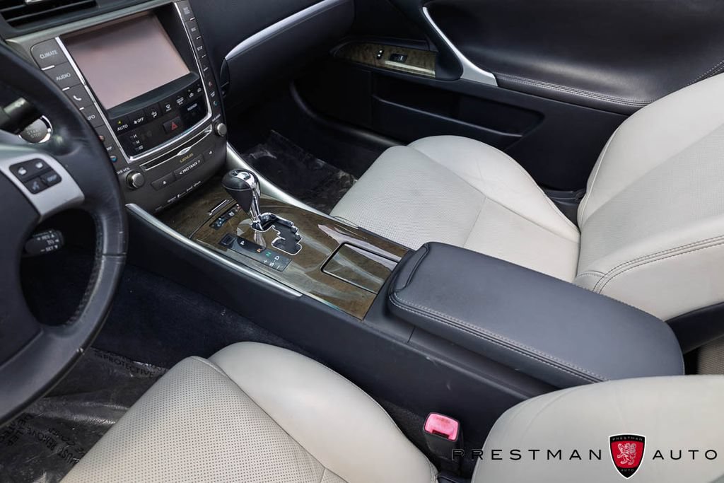 Used 2014 Lexus IS 250C w/ Navigation System Package RWD image 25