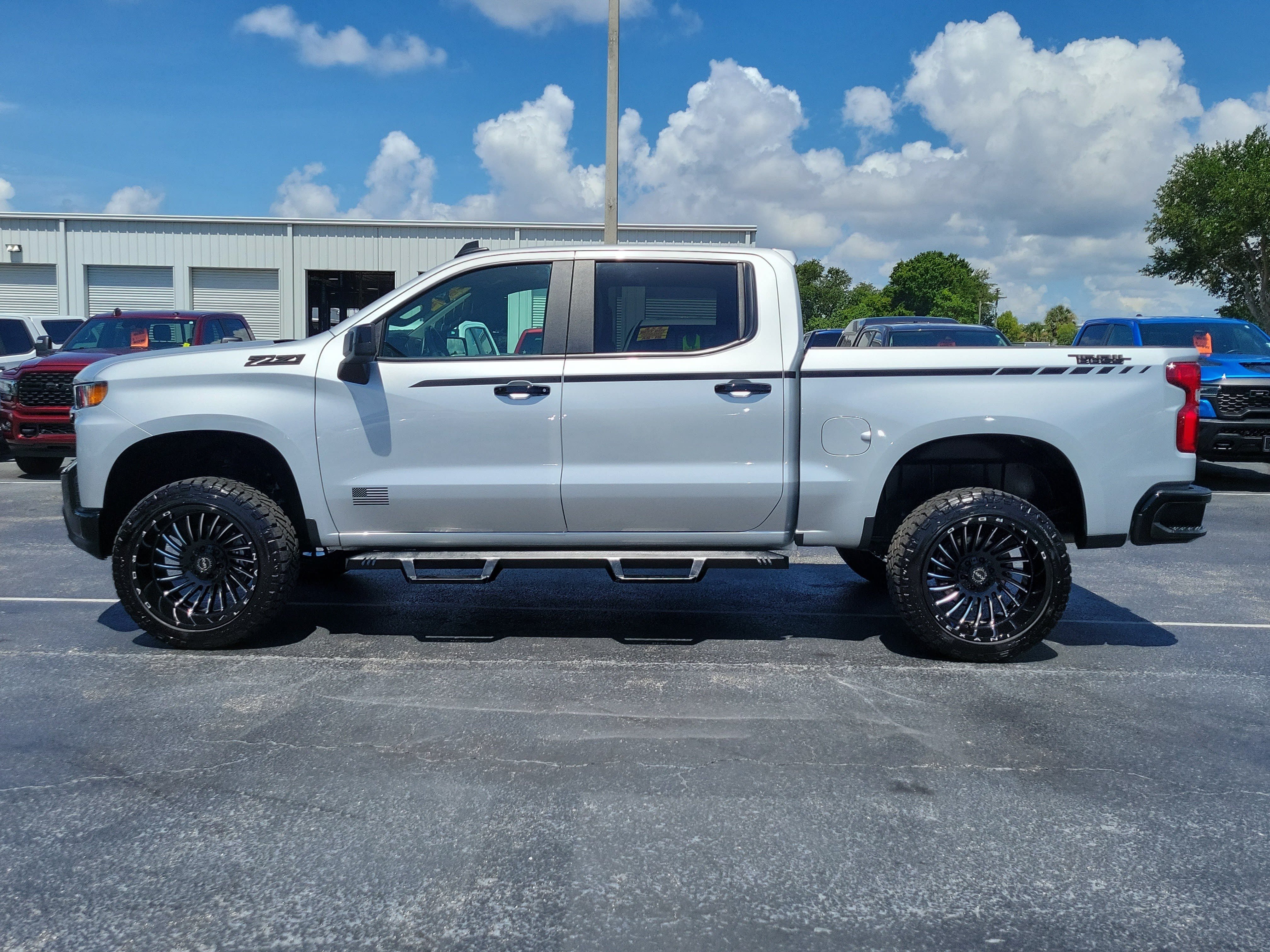 Used 2021 Chevrolet Silverado 1500 Custom Trail Boss AWD/4WD image 6