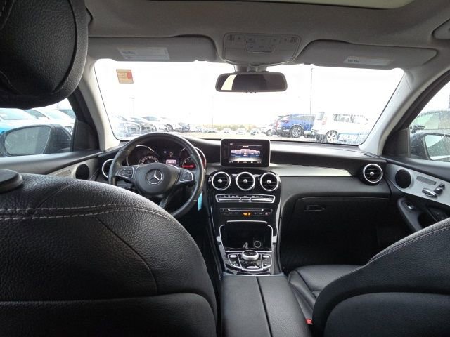 Used 2017 Mercedes-Benz GLC 300 4MATIC image 13