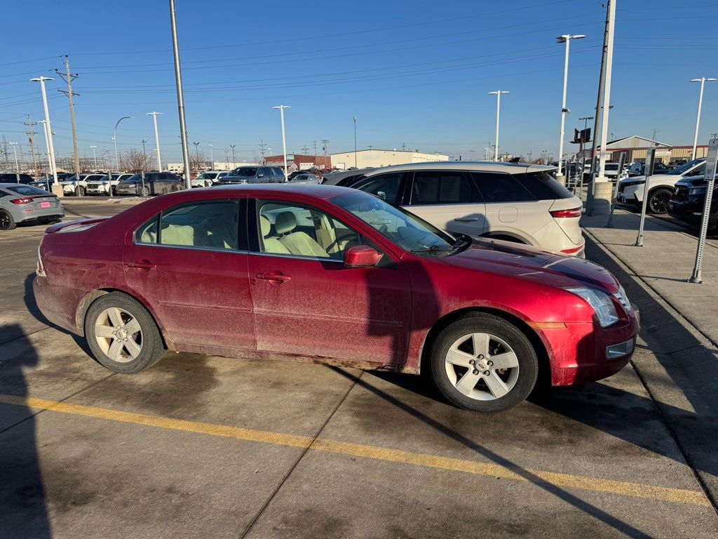 Used 2007 Ford Fusion SEL image 2