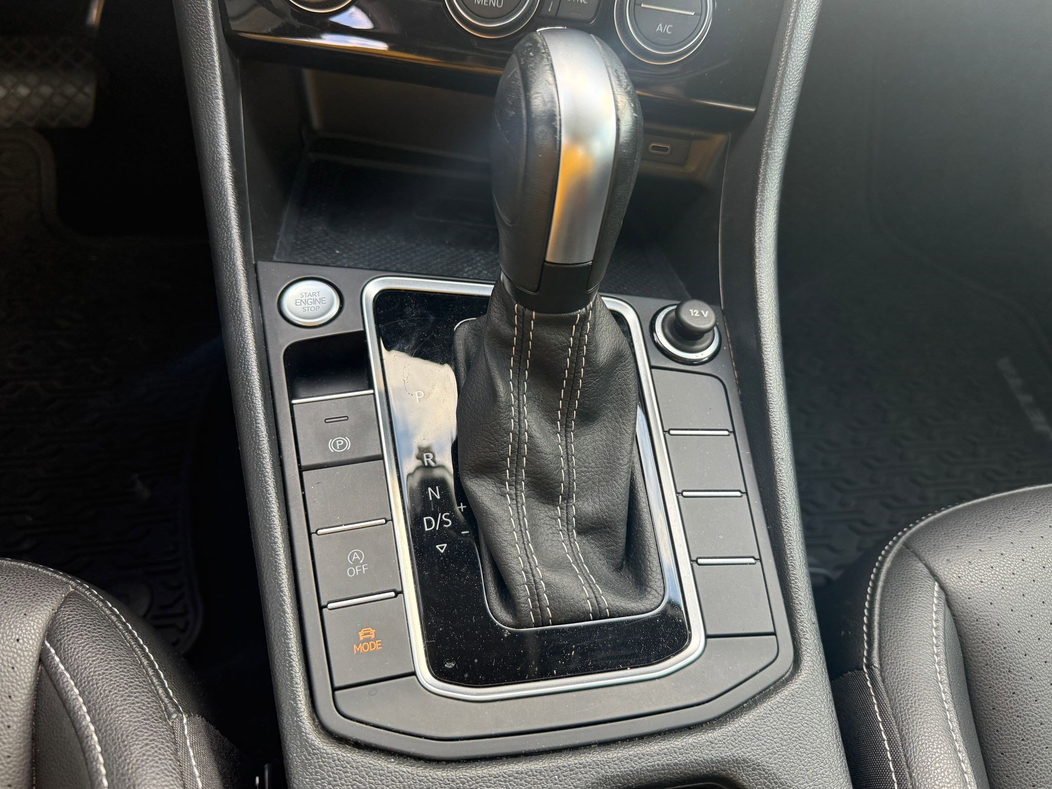 Used 2021 Volkswagen Jetta SEL image 16