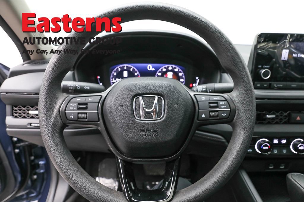Used 2025 Honda Accord SE image 10