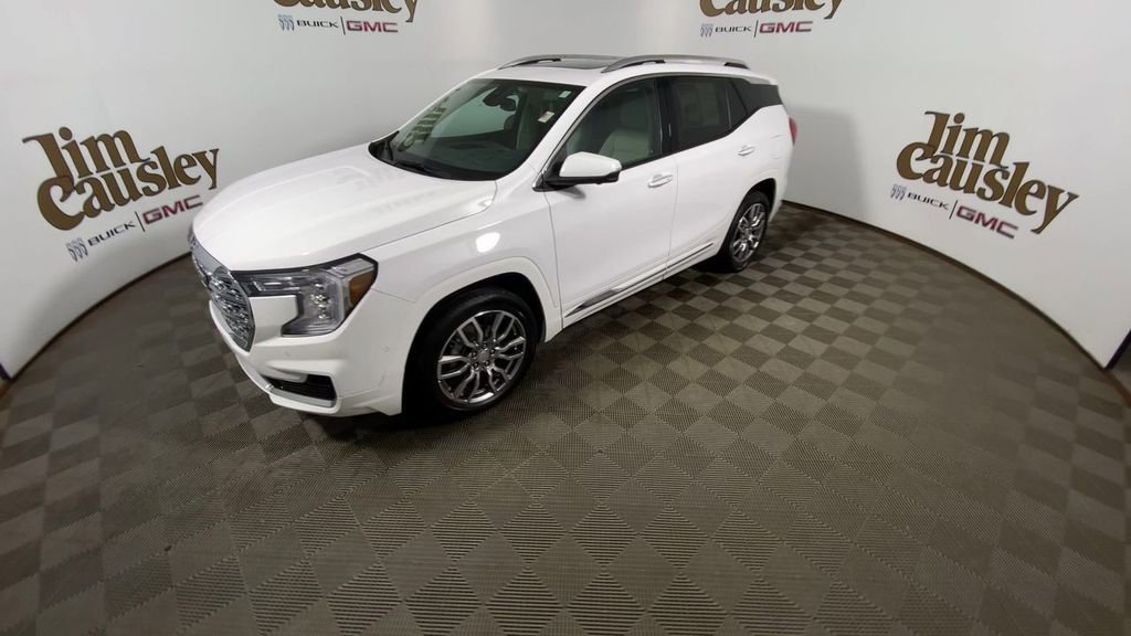 Certified 2023 GMC Terrain Denali w/ Denali Premium Package image 4