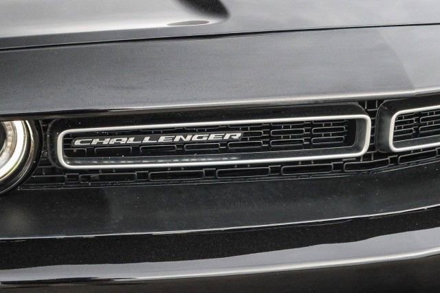 Used 2023 Dodge Challenger SXT image 17
