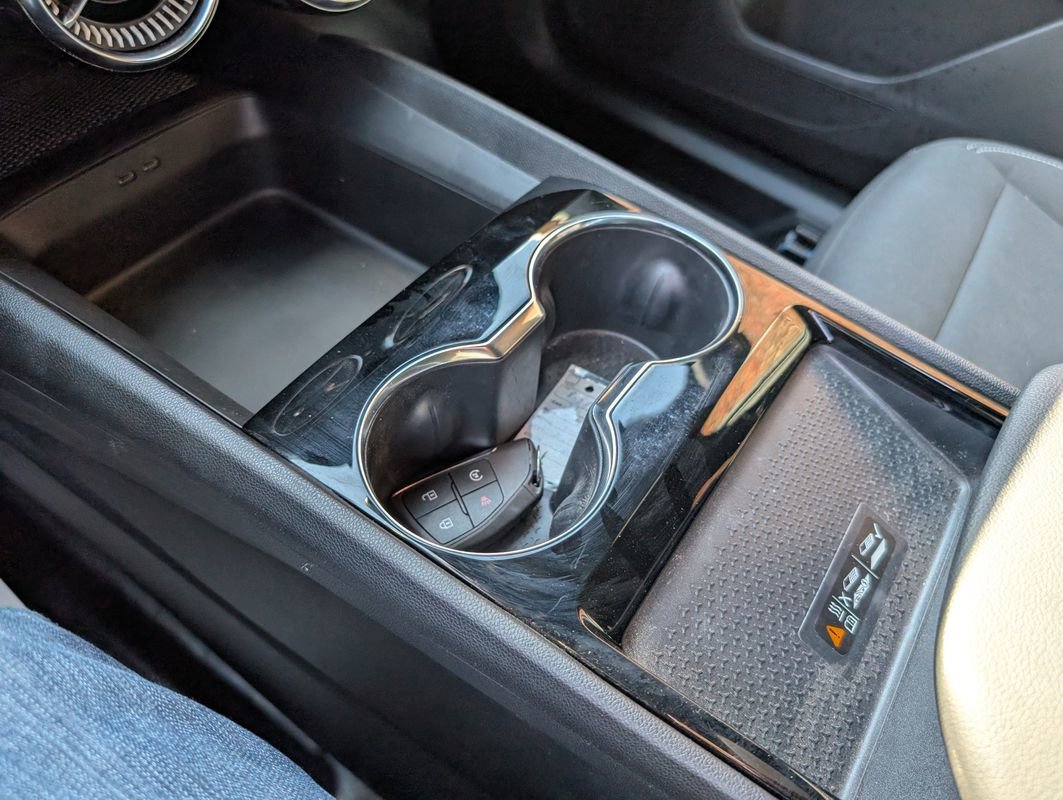 Used 2024 Chevrolet Blazer EV AWD Police image 30