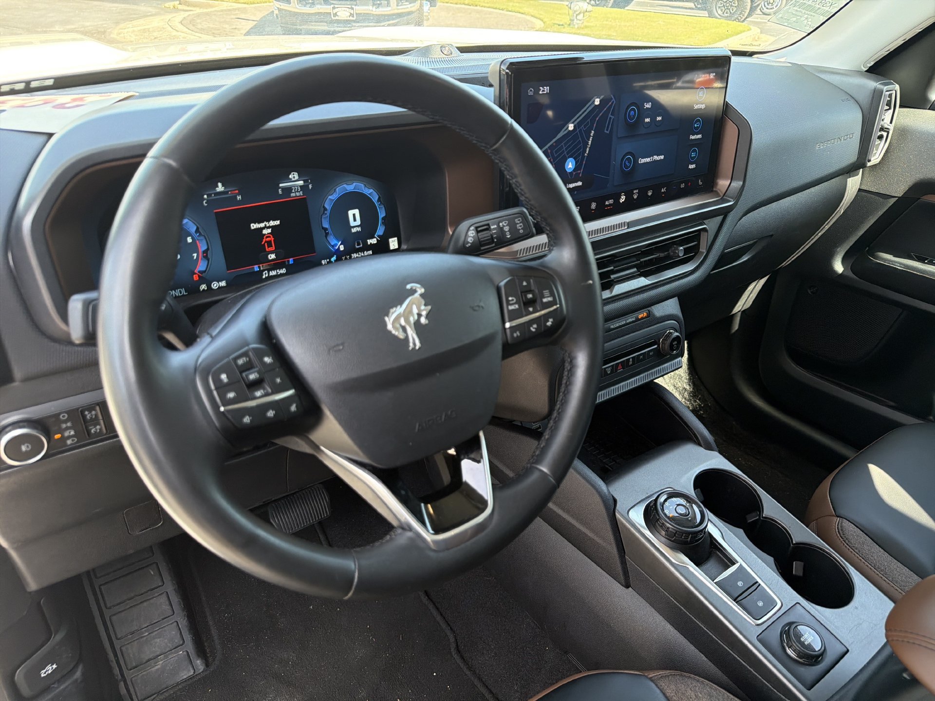 Used 2025 Ford Bronco Sport Outer Banks w/ Outer Banks Tech Package+ AWD/4WD image 2