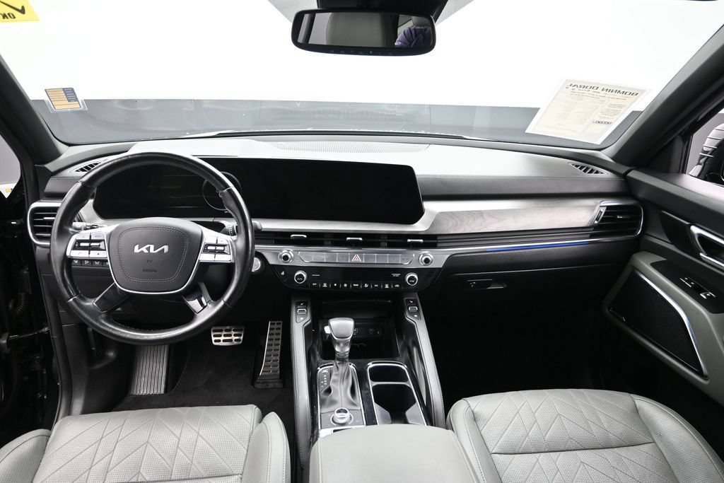 Used 2023 Kia Telluride SX X-Line AWD/4WD image 17