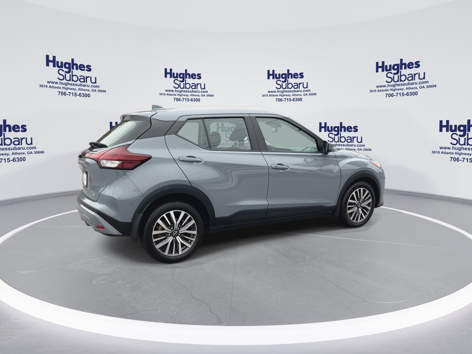 Used 2023 Nissan Kicks SV image 11
