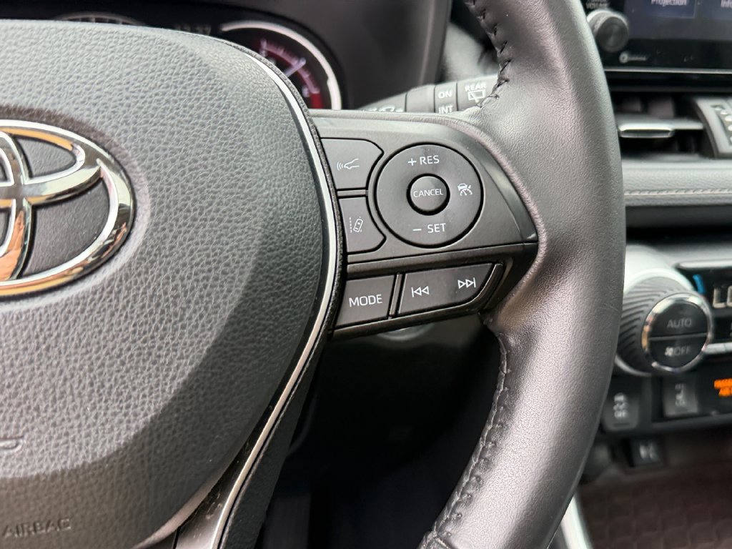 Used 2019 Toyota RAV4 Limited w/ Protection Package AWD/4WD image 19