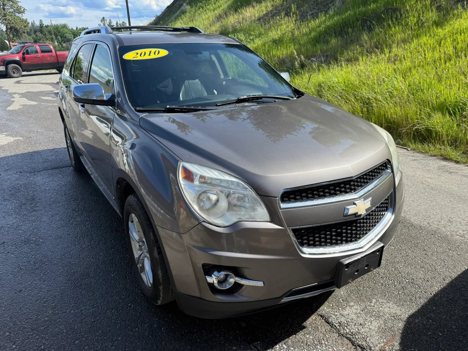 Used 2010 Chevrolet Equinox LT w/ Chrome Appearance Package