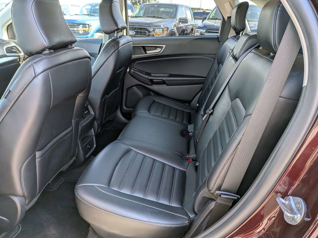 Used 2024 Ford Edge SEL AWD/4WD image 12