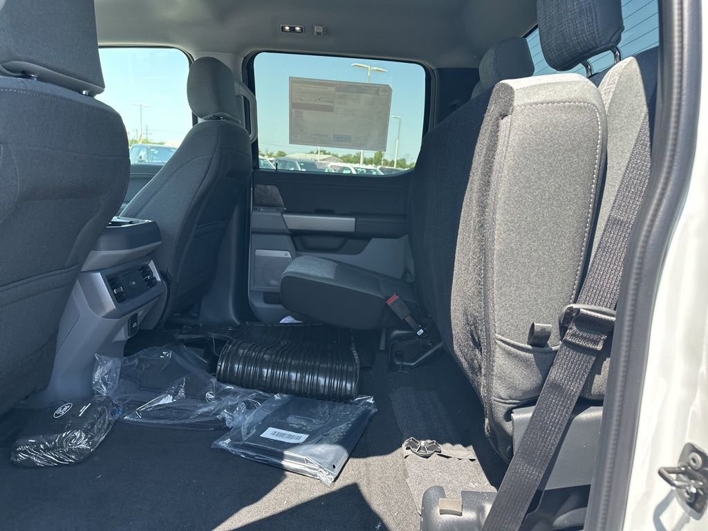 New 2026 Ford F250 XLT w/ XLT Premium Package image 37