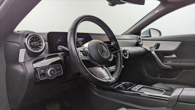 Used 2025 Mercedes-Benz CLA 250 image 23