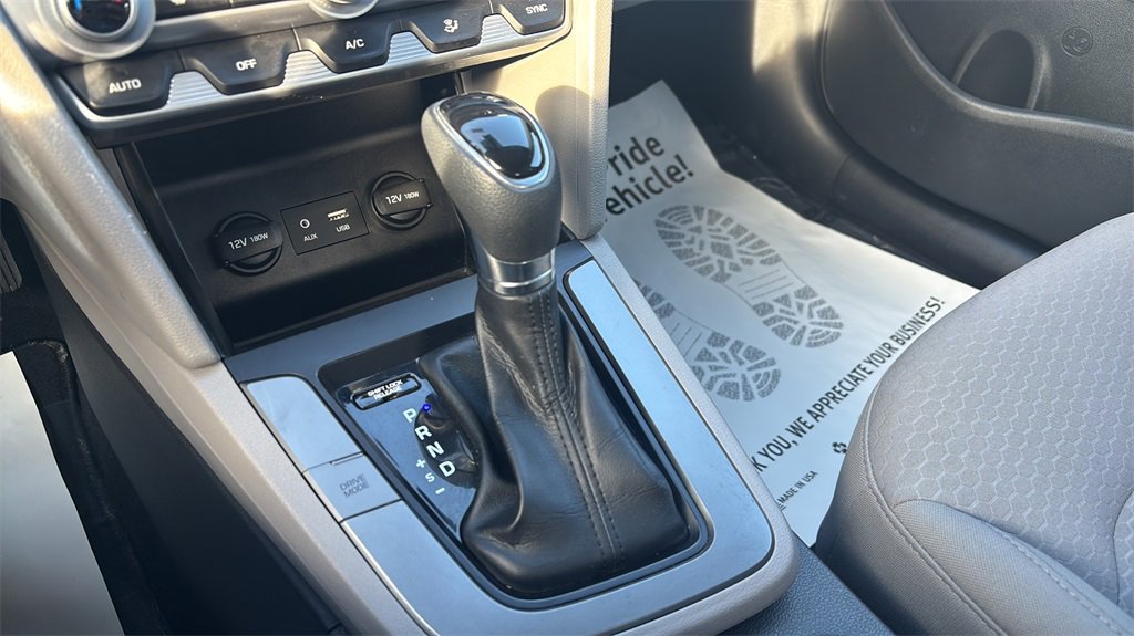 Used 2020 Hyundai Elantra SEL image 23