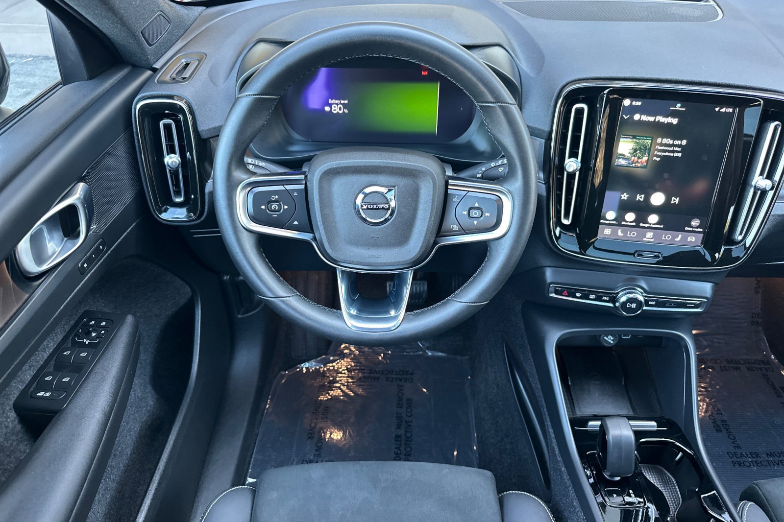 Certified 2023 Volvo XC40 Recharge Plus w/ Protection Package Premier AWD/4WD image 16