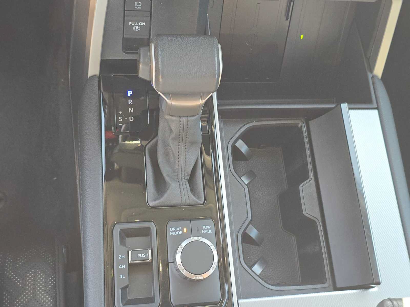 Certified 2024 Toyota Sequoia Limited AWD/4WD image 33