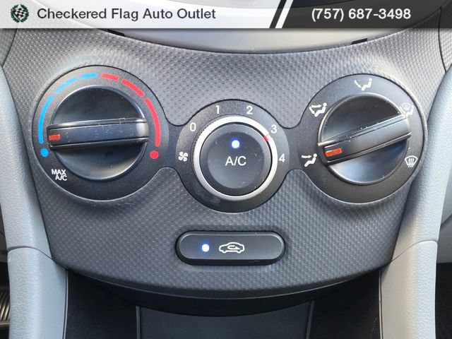 Used 2014 Hyundai Accent GS FWD image 28