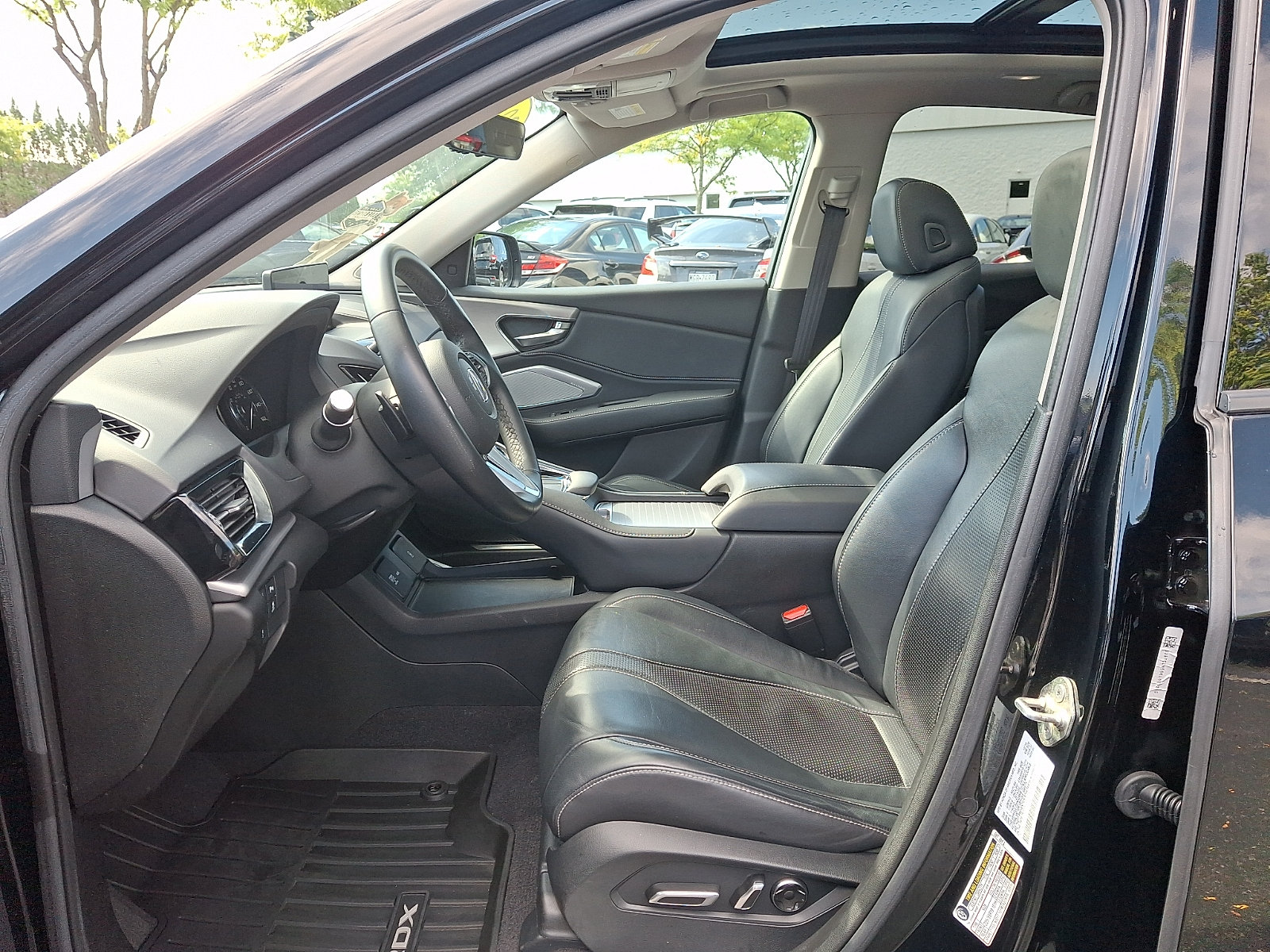 Used 2019 Acura RDX w/ Technology Package AWD/4WD image 13