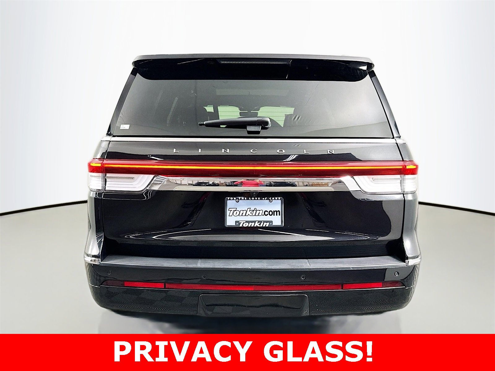 Used 2023 Lincoln Navigator Reserve image 6