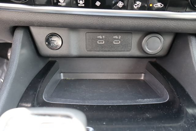 Used 2024 Nissan Rogue SV FWD image 35