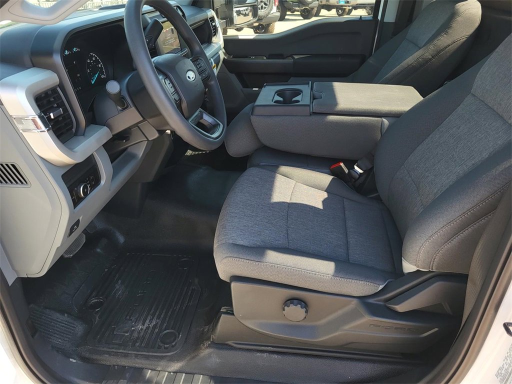 New 2026 Ford F450 XL w/ XL Driver Assist Package image 8