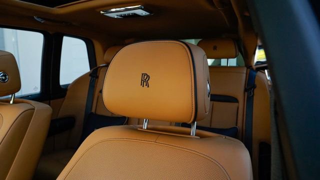 Used 2019 Rolls-Royce Cullinan image 48