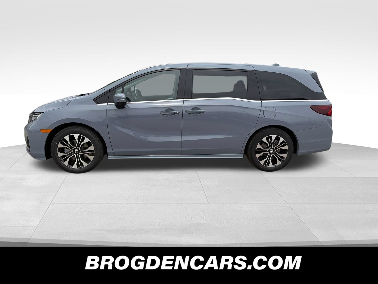Used 2026 Honda Odyssey Elite image 5