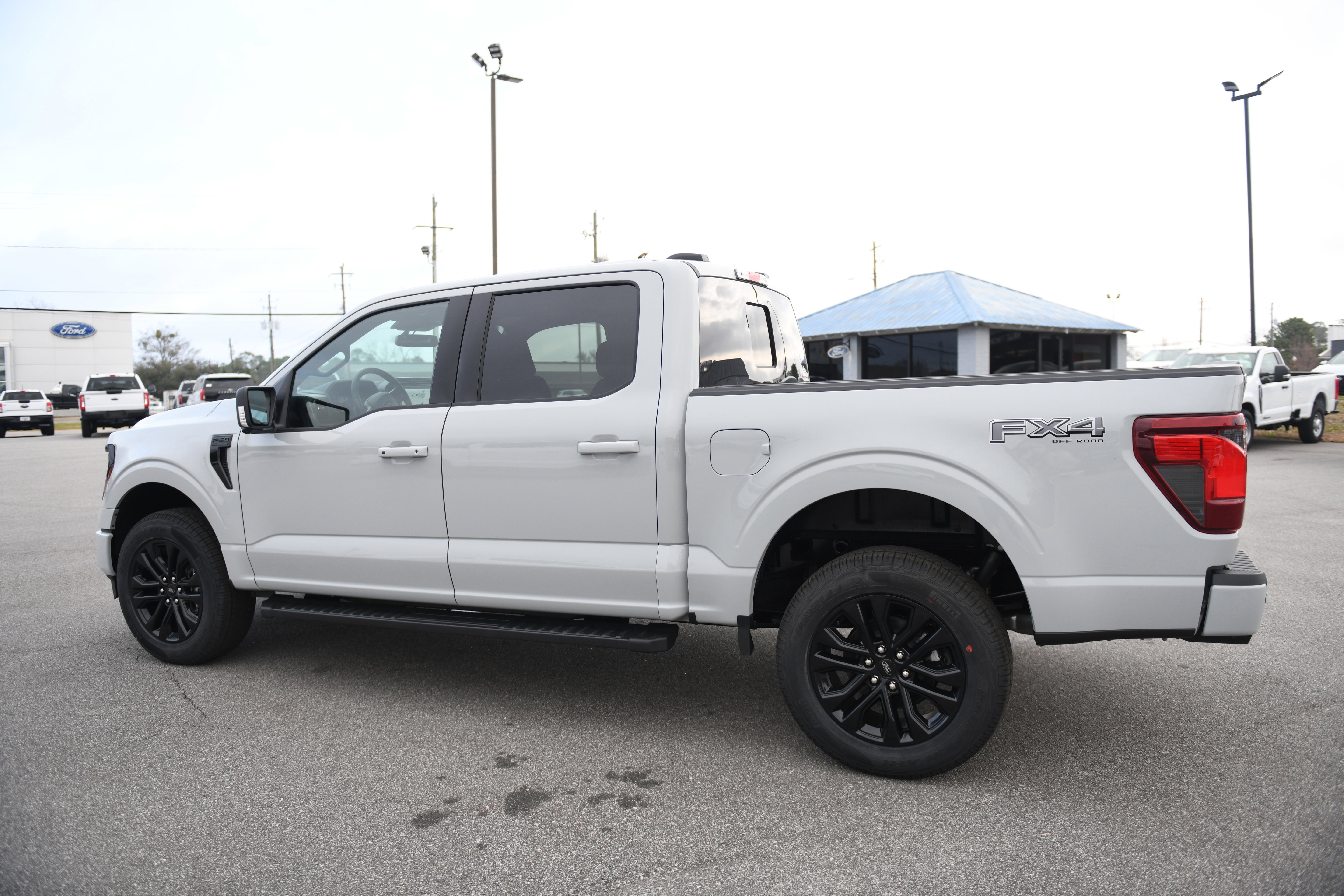New 2026 Ford F150 XLT w/ Equipment Group 302A MID image 12
