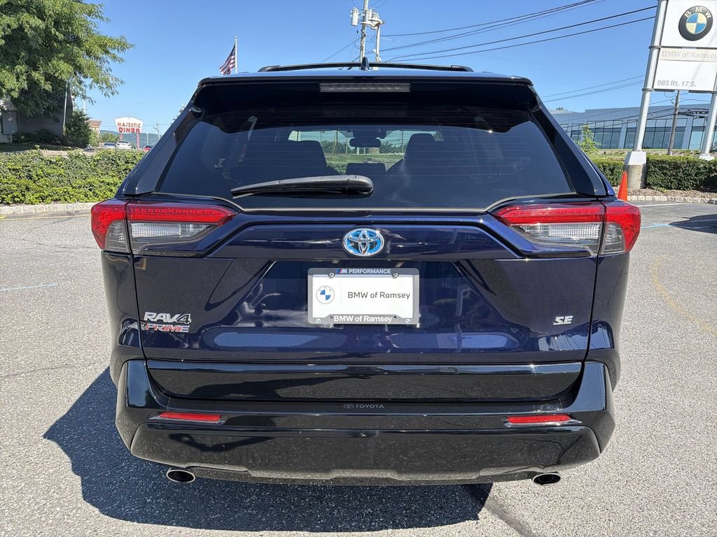 Used 2024 Toyota RAV4 SE w/ Weather & Moonroof Package AWD/4WD image 13