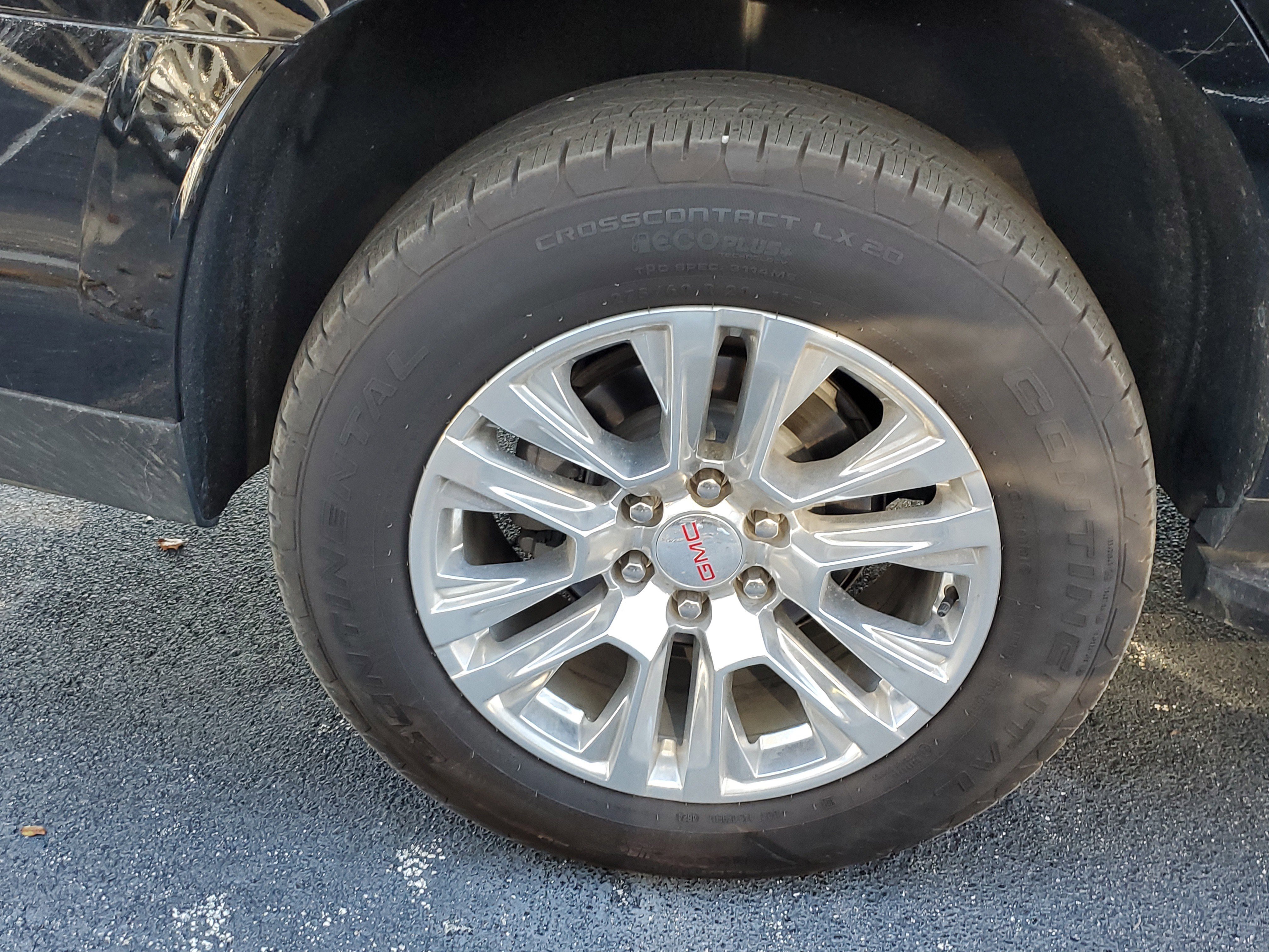 Used 2025 GMC Yukon Denali image 5