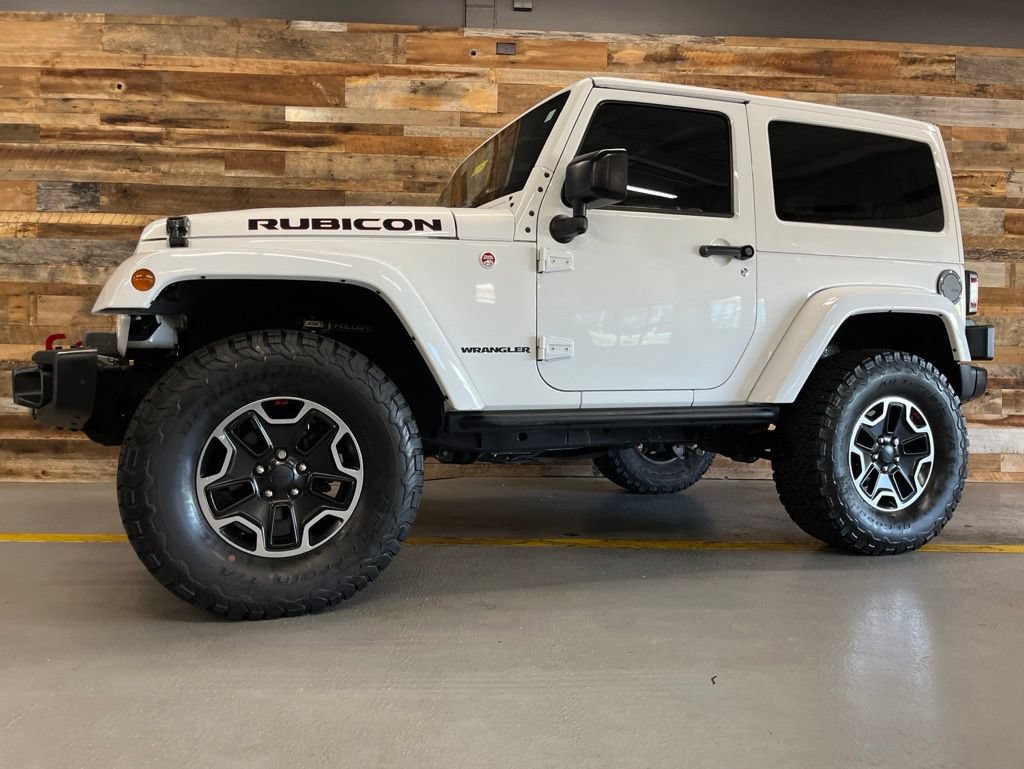 Used 2017 Jeep Wrangler Rubicon AWD/4WD image 39