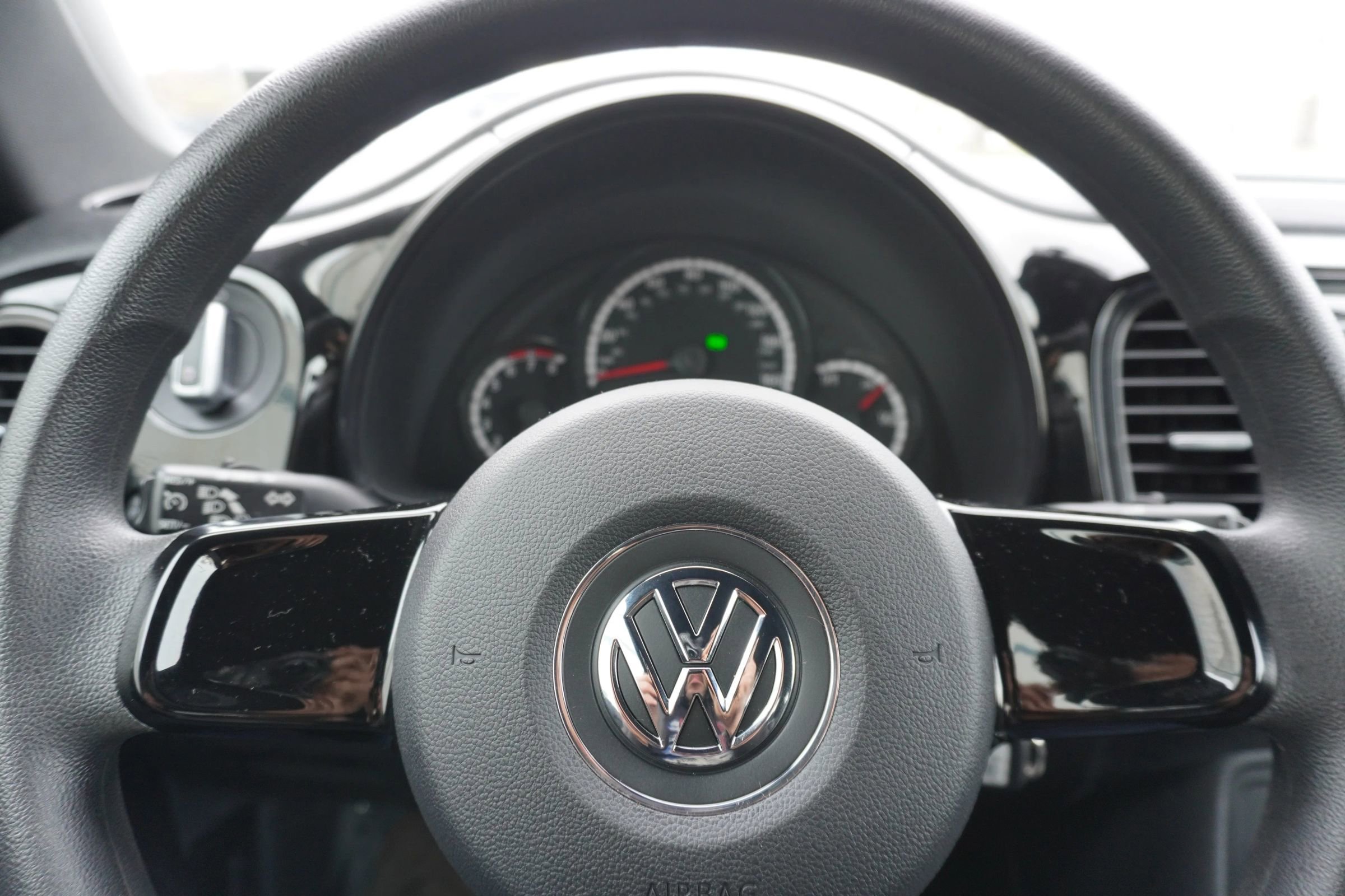 Used 2016 Volkswagen Beetle 1.8T image 17