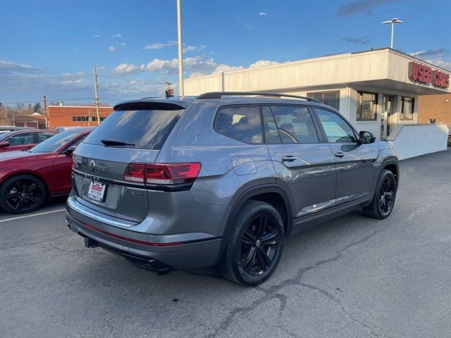 Used 2023 Volkswagen Atlas SEL R-Line AWD/4WD image 4